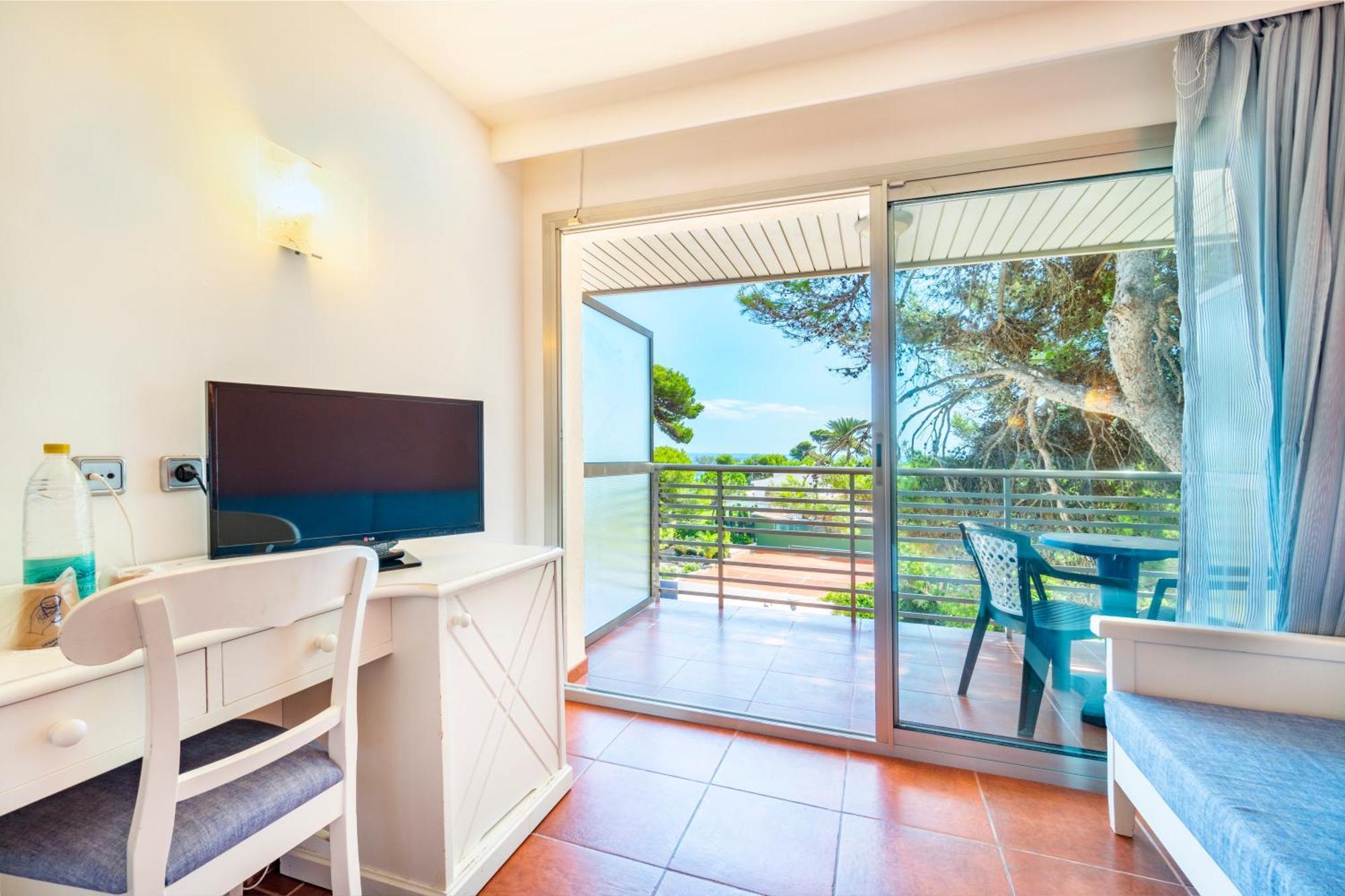 Triple Room Balcony